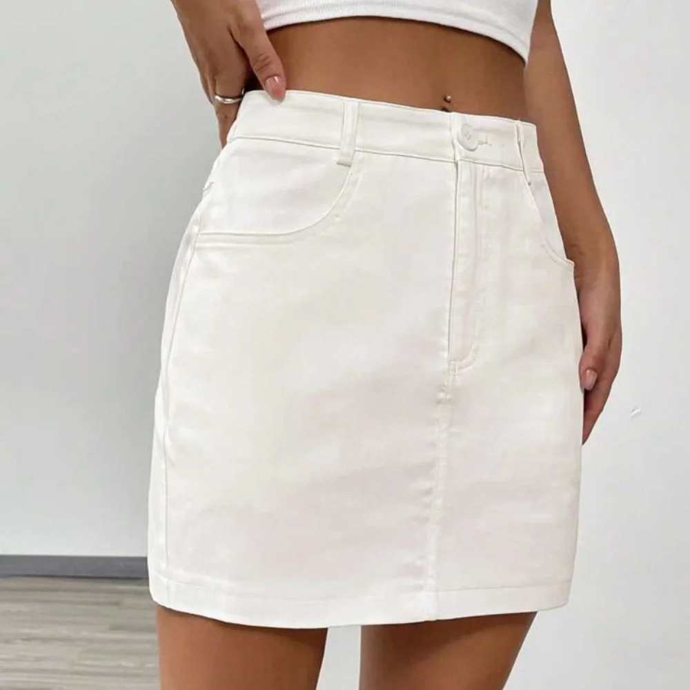 White Denim Mini Skirt NWOT - Size S - Picture 4 of 8